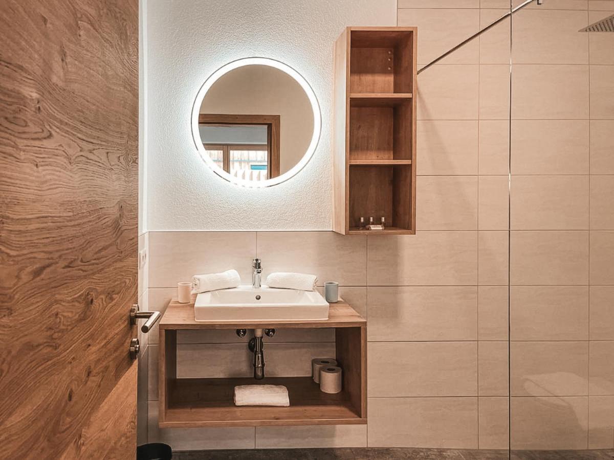 Isanora - Garden & Private Whirlpool By Alpenluxus Appartements Fügen Εξωτερικό φωτογραφία
